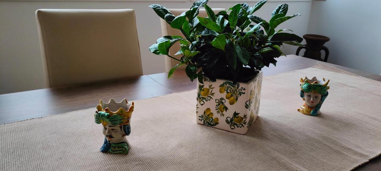 Portoamuri パレルモ エクステリア 写真